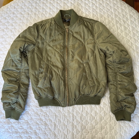 Lulus Military Style Bomber Jacker in Olive Size Small - Picture 1 of 5